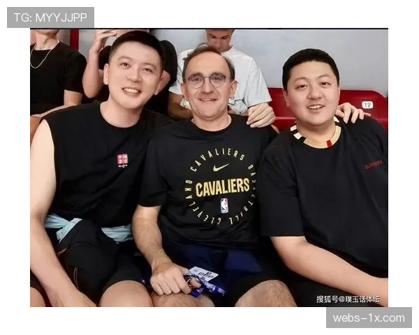 杨鸣接受BBC Sport专访:谈辽宁男篮的冠军文化与年轻球员培养 杨鸣接受BBC Sport专访:谈辽宁男篮的冠军文化与年轻球员培养